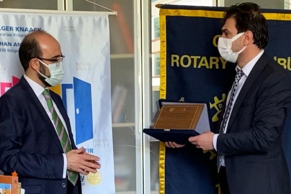 ORDU ROTARY KULÜBÜ AİLE VE TOPLUM HİZMETİ ÖDÜLÜ VERDİ.