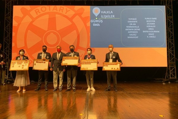 NEMRUT ROTARY KULÜBÜNE 3 BRONZ, 1 GÜMÜŞ OLMAK ÜZERE TOPLAM 16 ÖDÜL