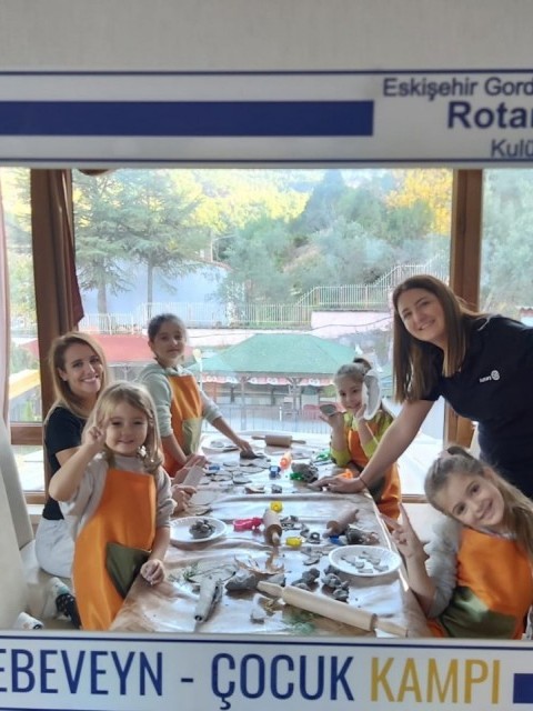 Eskişehir Gordion Rotary Kulübü Ebeveyn Çocuk Kampı