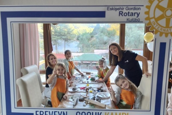 Eskişehir Gordion Rotary Kulübü Ebeveyn Çocuk Kampı