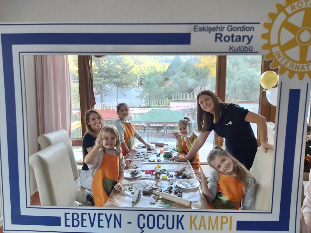 Eskişehir Gordion Rotary Kulübü Ebeveyn Çocuk Kampı