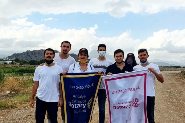 Antalya Olimpos Rotary Kulübü | Olimpos Rotaract ile bir Çevre Projesi "Boğa Çayı Temizliği"