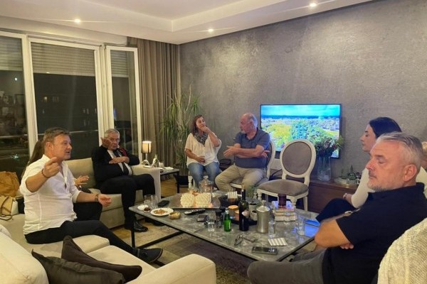 Antalya Olimpos Rotary Kulübü | "Ocakbaşı" Evsahibimiz Rtn. Emrah Karaardıç