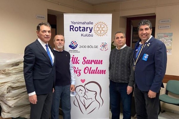 Yenimahalle Rotary Kulüp olarak, “İlk Saran Biz Olalım.” Projesi içinde Ulus Rotary Kulübü ile birlikte Ankara Örnek Mahallesi Aile Sağlık Ocağını ziyaret ederek yeni doğan bebekler için hazırlanan giyecek ve gerekli malzemeyi teslim et