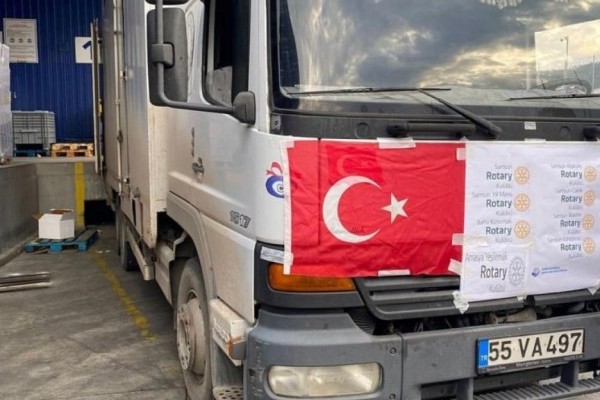 İlkadım Rotary Kulübü proje 1:  Sel felaketine destek