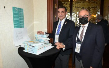 ANKARA KAVAKLIDERE RK OLARAK VAKIF EĞİTİM SEMİNERİ SIRASINDA POLİO PLUS ETKİNLİĞİYARATARAK. POLİO PLUSA GELİR TEMİNİ İÇİN  GDB ALİ DİNÇ'İN KİTAPLARINI SATMAK İÇİN STAND AÇTIK VE SATIŞ GERÇEKLEŞTİRDİK.