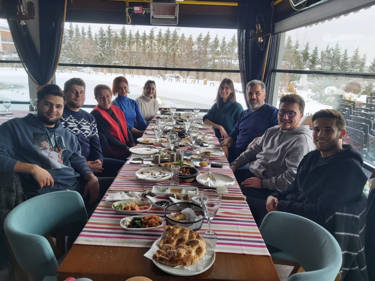 Eskişehir Gordion Rotary Kulübü,  Eskişehir Gordion  Rotaract Kulübü ve Bursiyer öğrenci toplantı