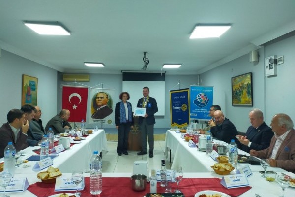09.11.2021 – ÇYDD KDZ.EREĞLİ ŞUBE BAŞKANI AYNUR ÖNER KONUŞMACI KONUK OLARAK TOPLANTIMIZA KATILDI