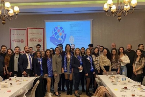 PERGE ROTARY KULÜBÜ, PERGE VE FALEZ ROTARACT KULÜPLERİ TOPLANTISINDA