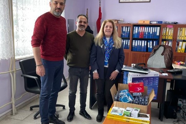 Eskişehir Gordion Rotary Kulübü  ,Çifteler Fatih İlkoku ziyareti